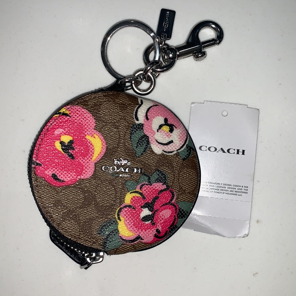 Coach coin bag💕 - Picture 5 of 6